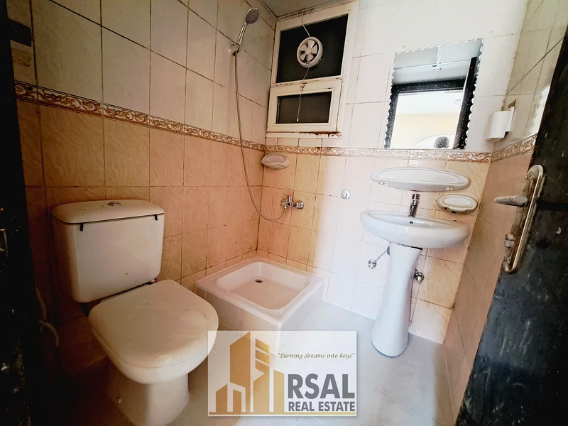 Lavish famliy Studio/Open Kitchen/Ready to move/Near to Ambassador School63701805527938112