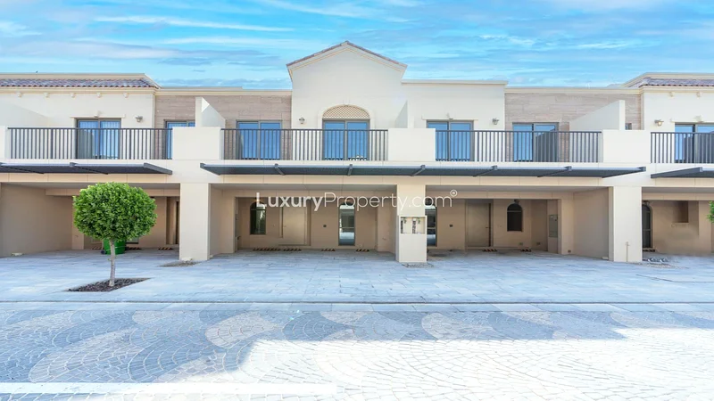 Vacant | Clubhouse Access | Modern Layout63727973702273110