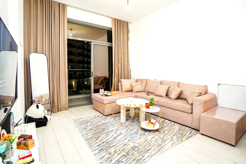 Ready To Move | Pool View | Prime Location63809292736515113