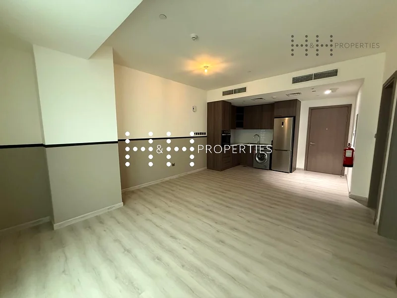 شقة مُحدّثة بغرفة نوم واحدة في برج ميلينيوم التنفيذي، شارع الشيخ زايد63745084504321110