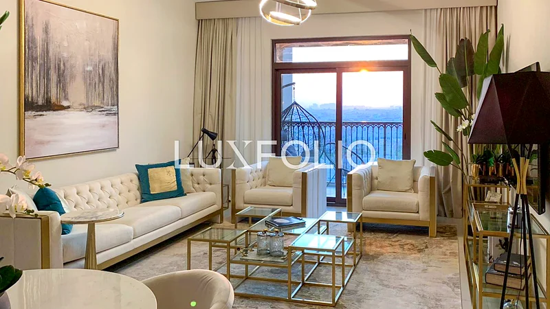 مؤثثة فاخرة | طابق عالي | شاغرة63730521789058113