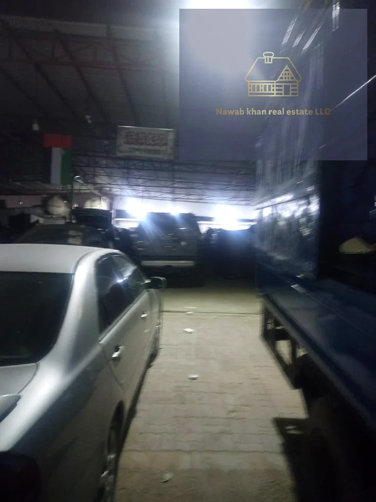 Wherehouse for sale in Sharjah industrial 2 vary crowded location vary good investment for gcc Invester rentedd income63818935966977110