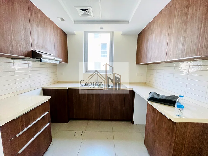 🏡 شقة أنيقة مكونة من غرفتي نوم للإيجار في أبتاون الزاهية | تخطيط واسع | نمط حياة فاخر مع وو63705373439489113