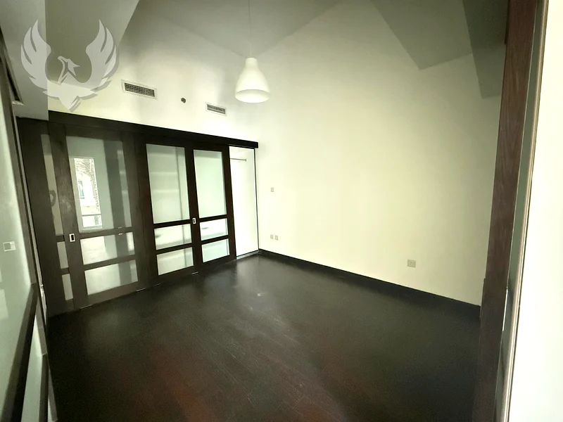 شاغرة | حجم لائق | بالقرب من برج خليفة63770419835394114