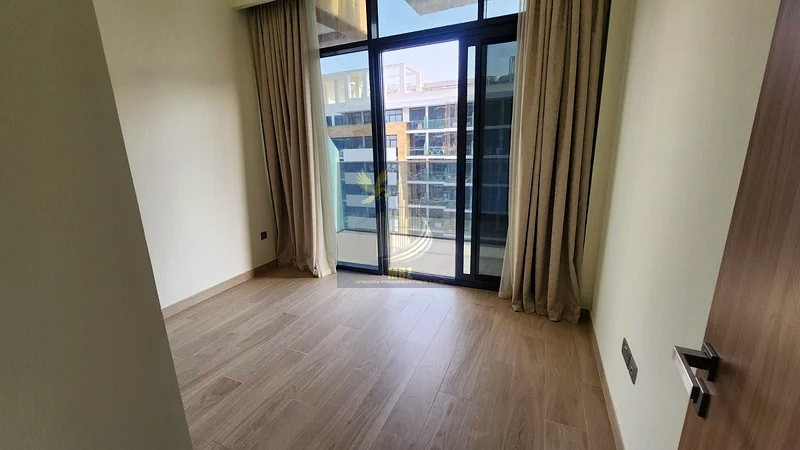 شقة بغرفة نوم واحدة مع إطلالة على المسبح والبوليفارد | عزيزي ريفيرا 21 | 73,000 درهم63802547064321113