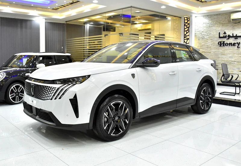 AED 2,177 EMi for 5Yrs | Peugeot 3008 GT - Line ( 2026 Model ) in White Color GCC Specs63699026158978111