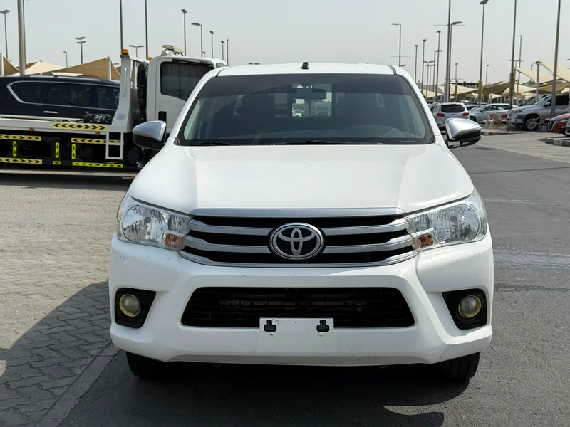 TOYOTA HILUX DOUBLE CABIN 4X2 MANUAL 202163699052365825111