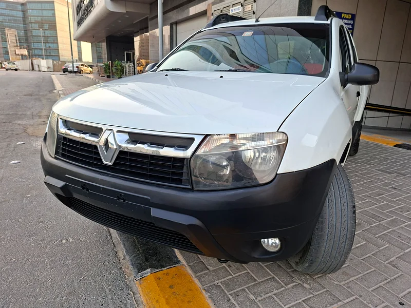 2015 RENAULT DUSTER RTA PASSED LOW KM WELL MAINTAINED GCC IN EXCELLENT CONDITION63700662478850110