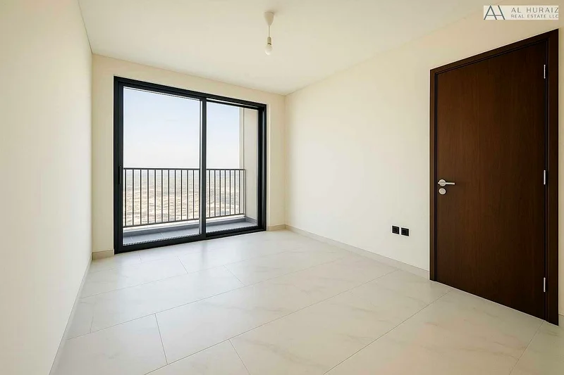 High-Floor Lagoon-View | 2 BR + Maid63758747326850114