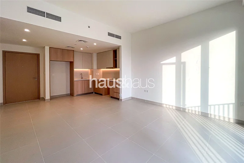 Vacant On Transport | New Development | Park View64025280989570113