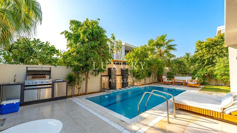 Fullly Upgraded | Furnished | Private Pool64046332769409110