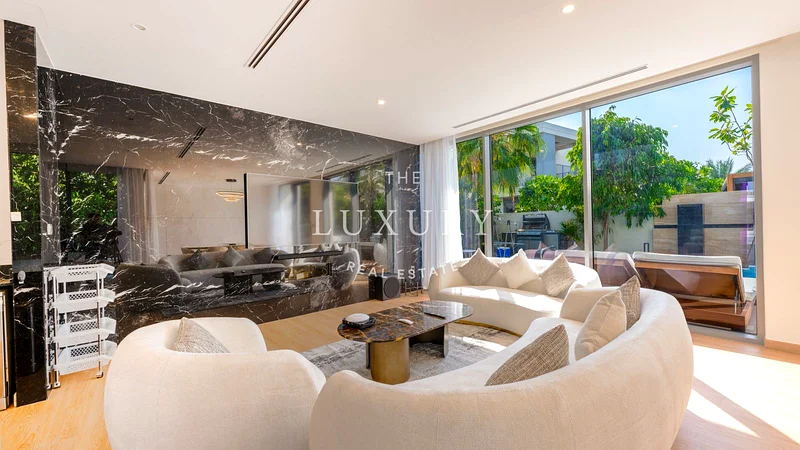 Fullly Upgraded | Furnished | Private Pool64046332769409112