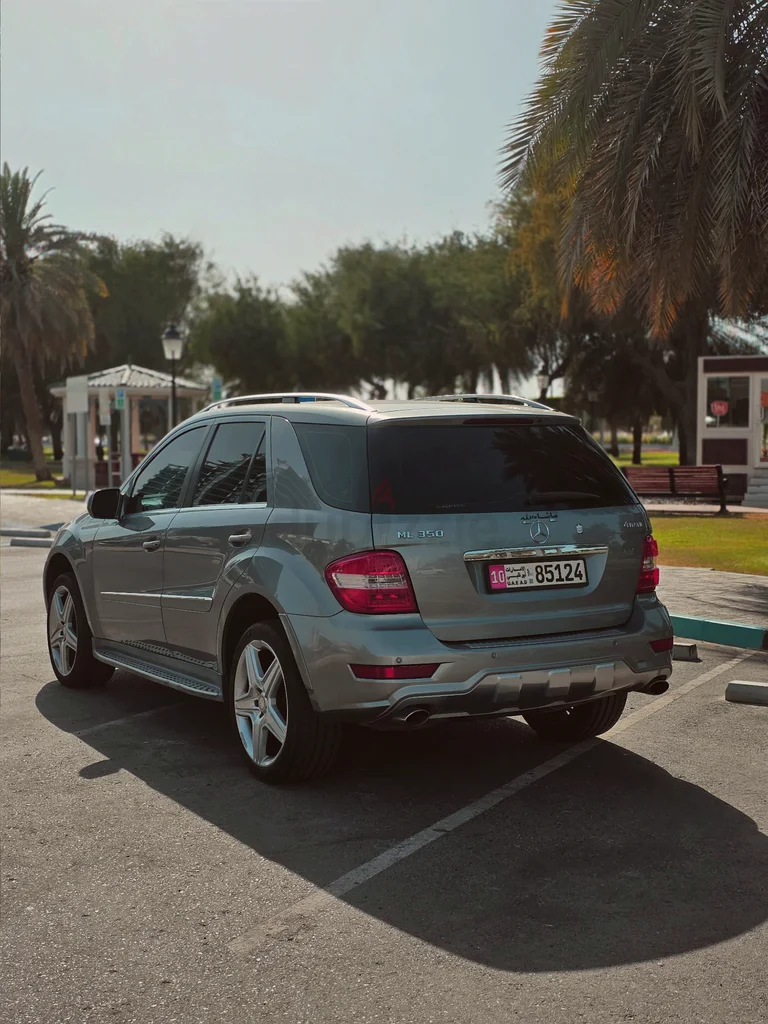 Lady Owned 2010 Mercedes ML-350 GCC First Owner63699042206338113
