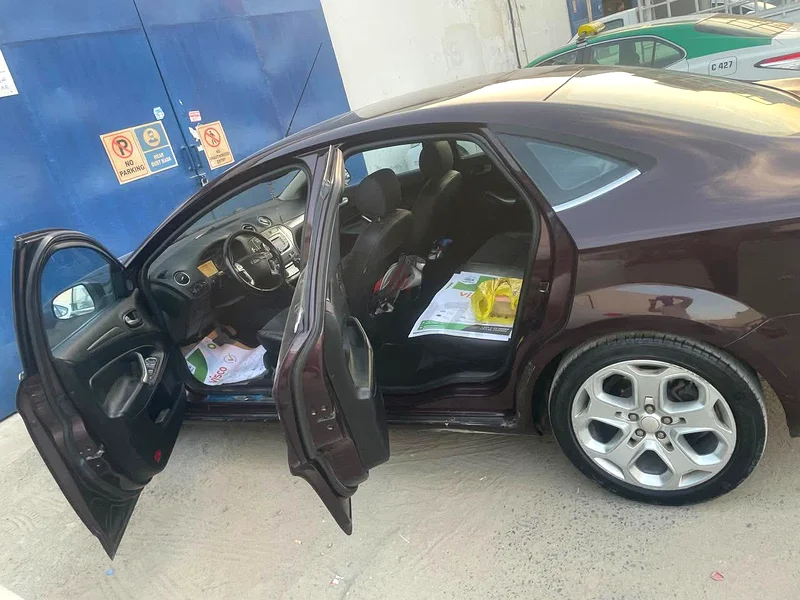 Ford mondeo63699039356674111