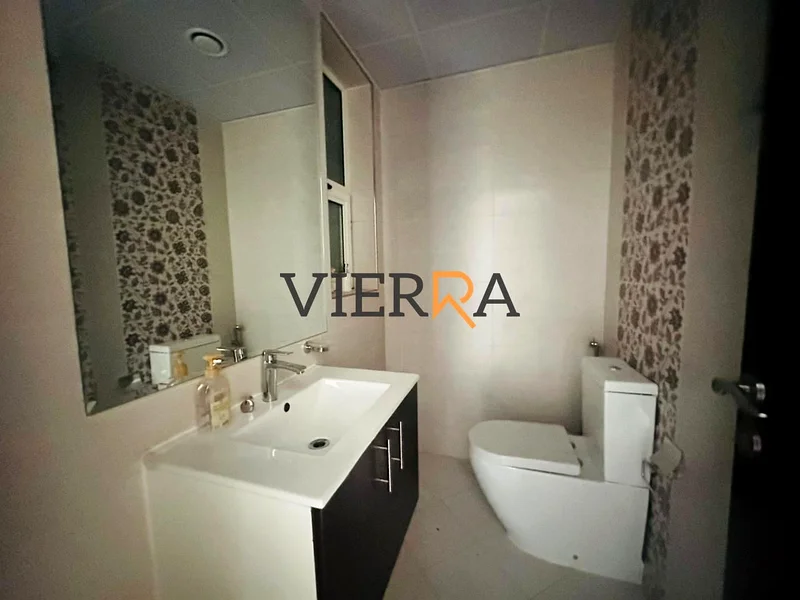 مفروشة بالكامل | طابق عالي | موقع متميز63748196942338114