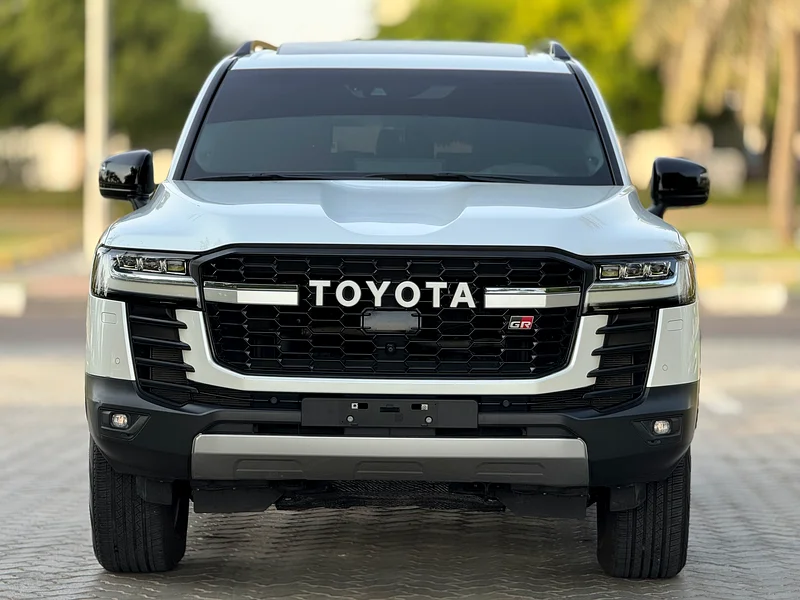تويوتا لاند كروزر G.R SPORT موديل 2023 خليجى فل اوبشن صبغ وكاله بحاله الوكاله مفتاحين الوكاله63700380299521110