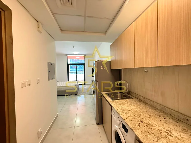Unfurnished | Pool View | Rented63977888974337111