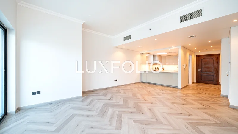 Vacant | Fully Upgraded | Prime Location64036626286083110