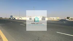 3 Showrooms + 7 Yards in Emirates Industrial City (Al Hanoo) – Block 7 Premium corner location on 