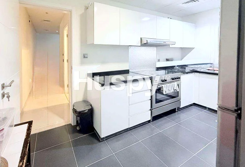 Corner Unit | Single Row | Next to Pool and Park64003482089345114