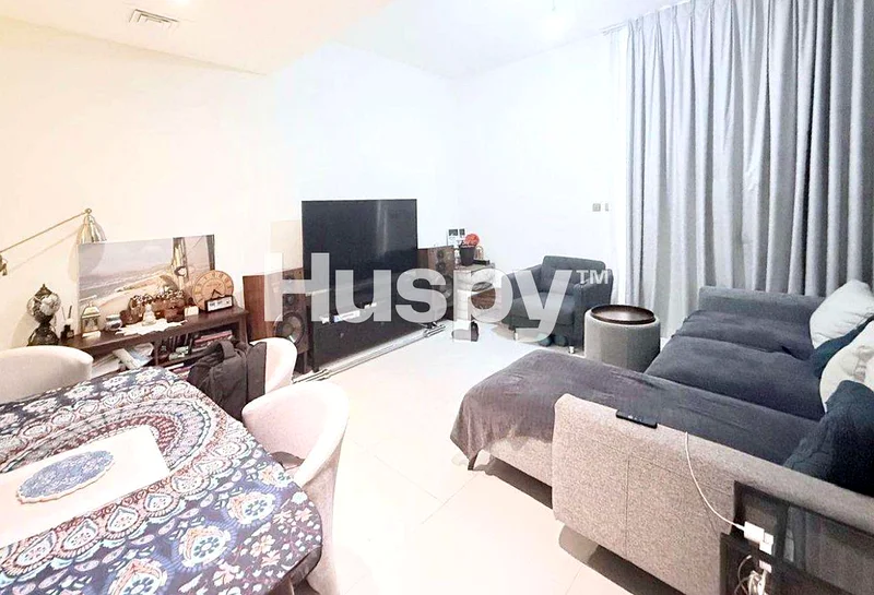 Corner Unit | Single Row | Next to Pool and Park64003482089345112
