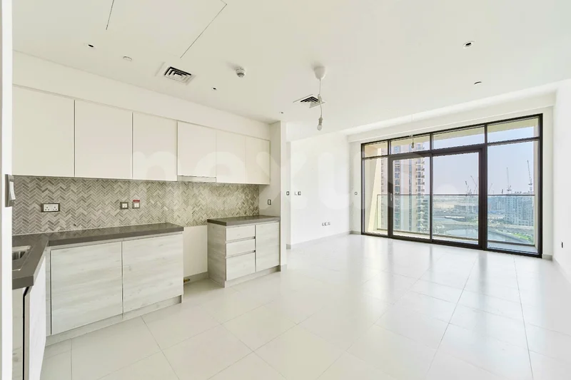 Largest layout | Canal View | Tenanted64025919768833113