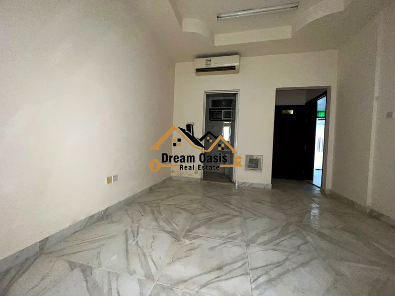 استوديو واسع | 1 حمام | 18000 درهم63701805673985111