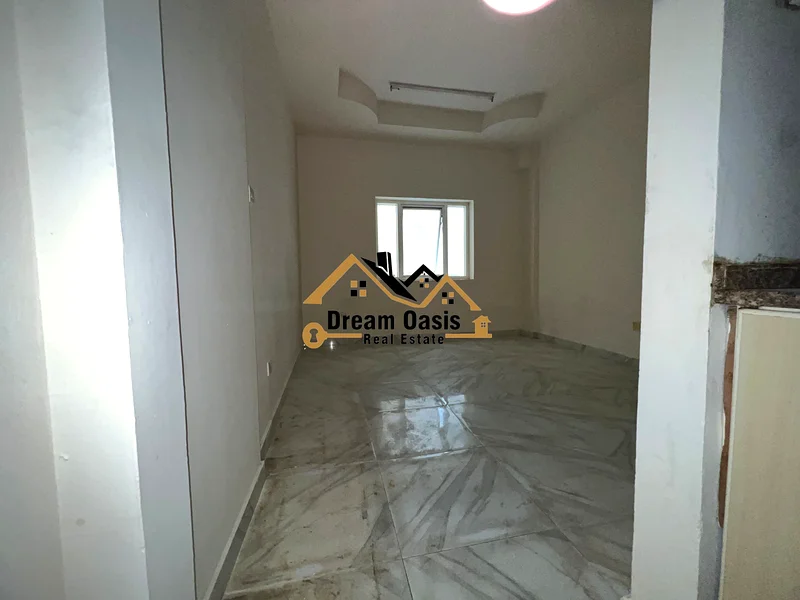 استوديو واسع | 1 حمام | 18000 درهم63701805673985112