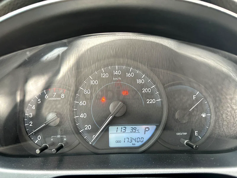 TOYOTA - YARIS - HATCHBACK - WHITE - 1.5LIT SE - DEC 2019 - GCC SPECS - Price AED 29,900/-63699051556737114