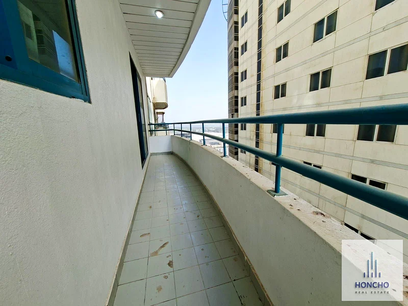 شقتان واسعتان بدون رسوم مبرد / بالقرب من المترو63745371980802114