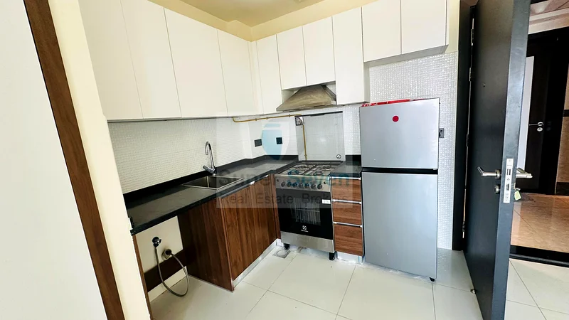 Cozy Studio | Community View | Vacant63742936644483114