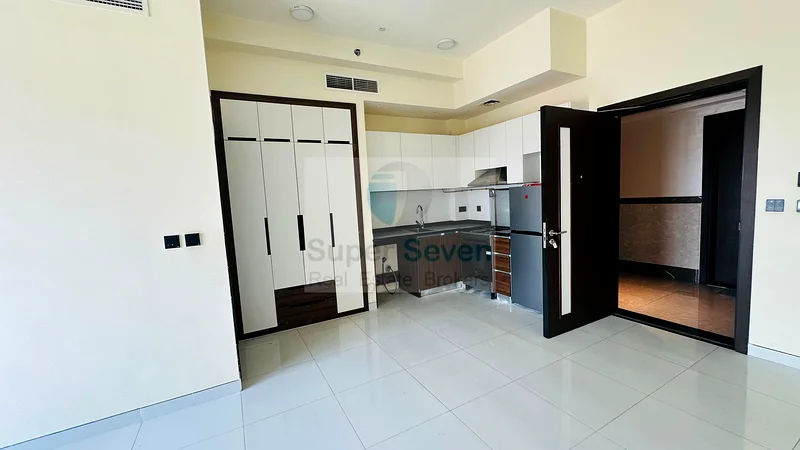 Cozy Studio | Community View | Vacant63742936644483111