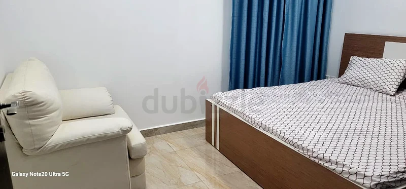 شقة للتقاسم الغرفة63796472023042111