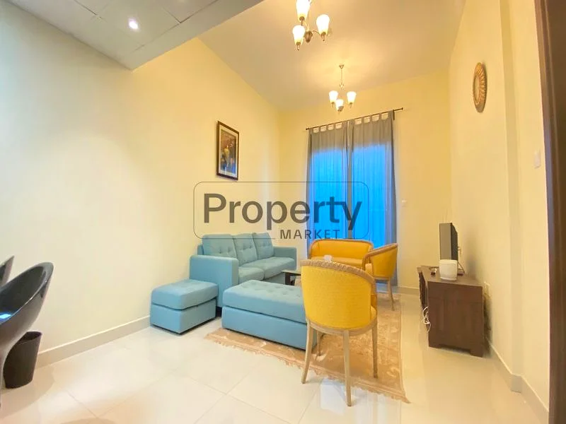 شاغرة | طابق منخفض | مؤثثة | شرفة63735110758275112
