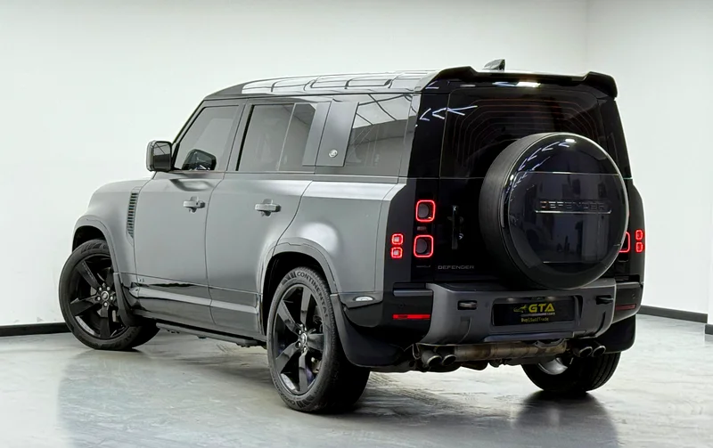 2023 Land Rover Defender 110 V8 Carpathian Edition, 2027 Al-Tayer Warranty + Service Pack, FSH, GCC63700287100803113