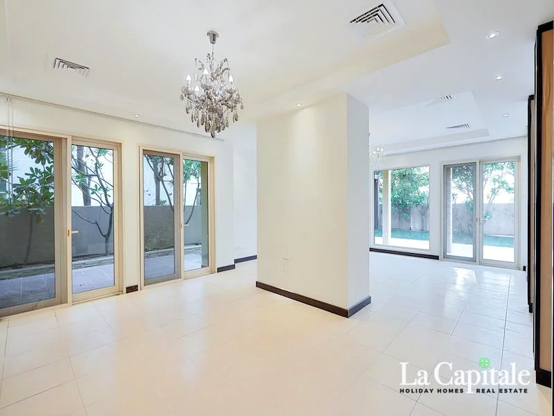 5 Bedroom | Standalone | Vacant | Beautiful Garden64051029242754111