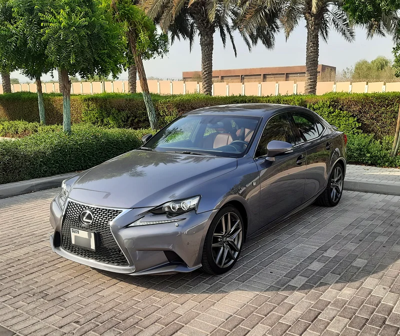 LEXUS IS350 F Sport 2014 GCC | Very Low Mileage63699025468417112