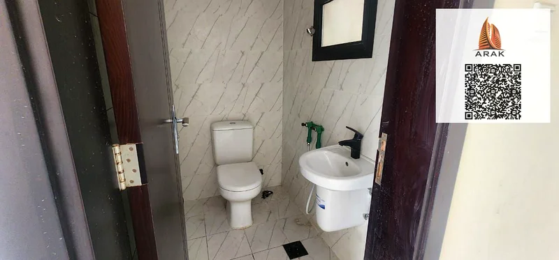 🏡 تأجير سنوي متميز – شقة من غرفتي نوم في الجرف 3 عيش تجربة الحياة العصرية في شقة واسعة ومجهزة بأناقة، مصممة بعناية لتحقيق الراحة والراحة التامة63713594660739114