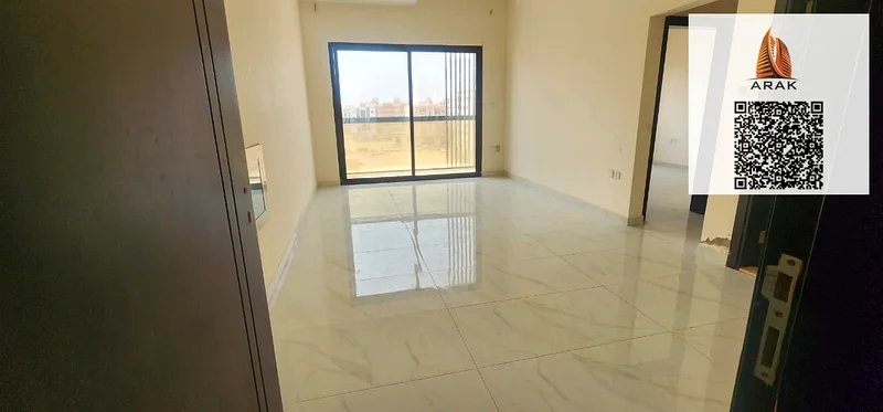 🏡 تأجير سنوي متميز – شقة من غرفتي نوم في الجرف 3 عيش تجربة الحياة العصرية في شقة واسعة ومجهزة بأناقة، مصممة بعناية لتحقيق الراحة والراحة التامة63713594660739112