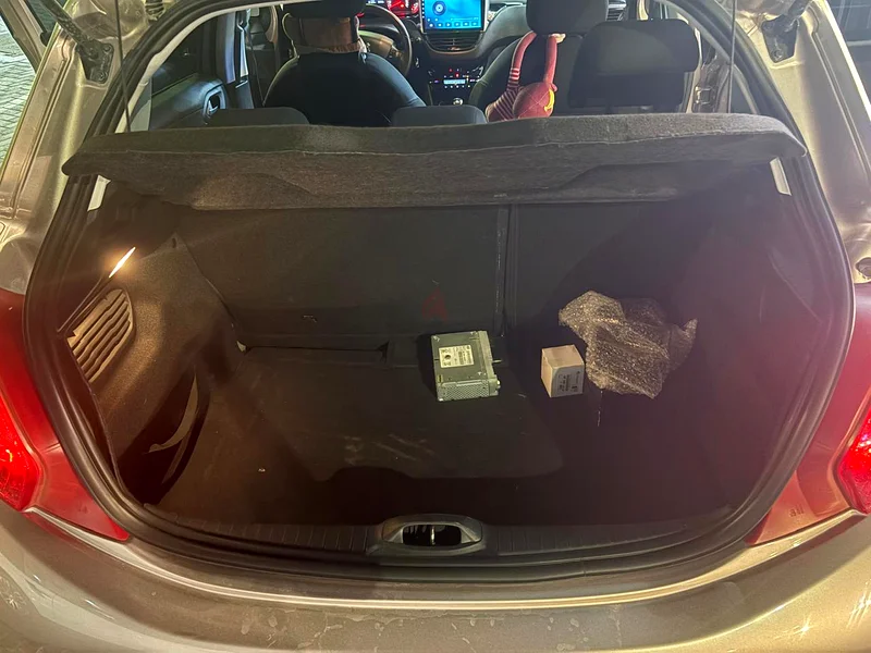 Peugeot 20863700755463682112