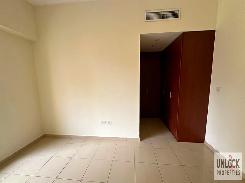 شقة واسعة مكونة من 3 غرف نوم + خادمة مع إطلالة على المارينا ومتاحة فورًا63936596368899110