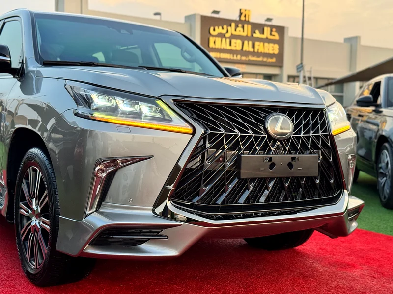 لكزس LX 570 Platinum S 2018 بحالة الوكالة التامة وسعر عرض ممتاز.63699024551937114