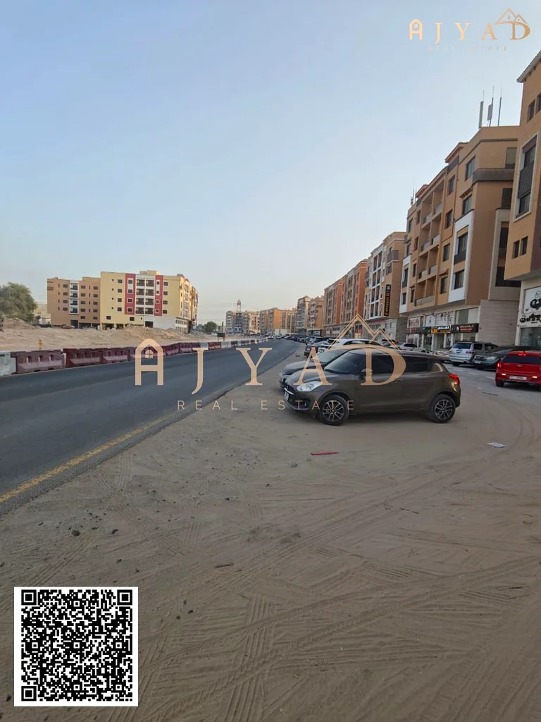 محل تجاري ممتاز للإيجار في المويحة 3 – عجمان63816673209601114