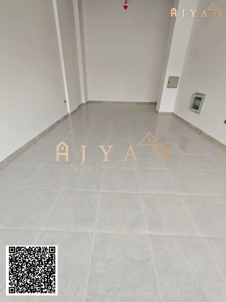 محل تجاري ممتاز للإيجار في المويحة 3 – عجمان63816673209601112