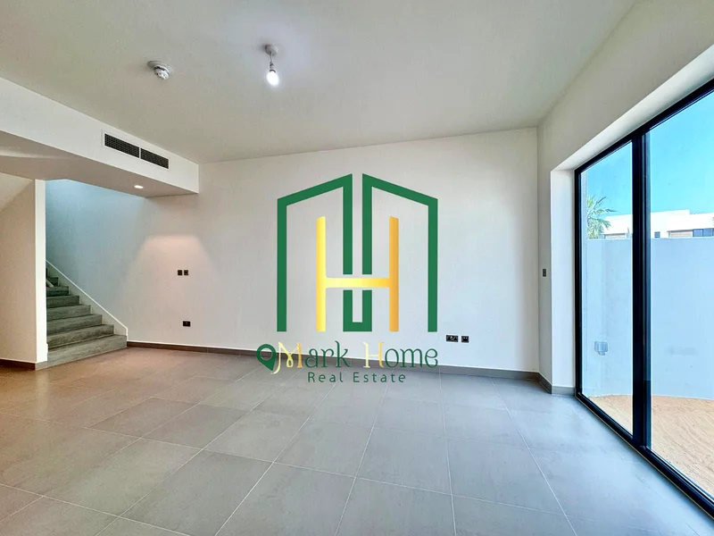 Rent Refund | Single Row | Prime Location63848272279043111