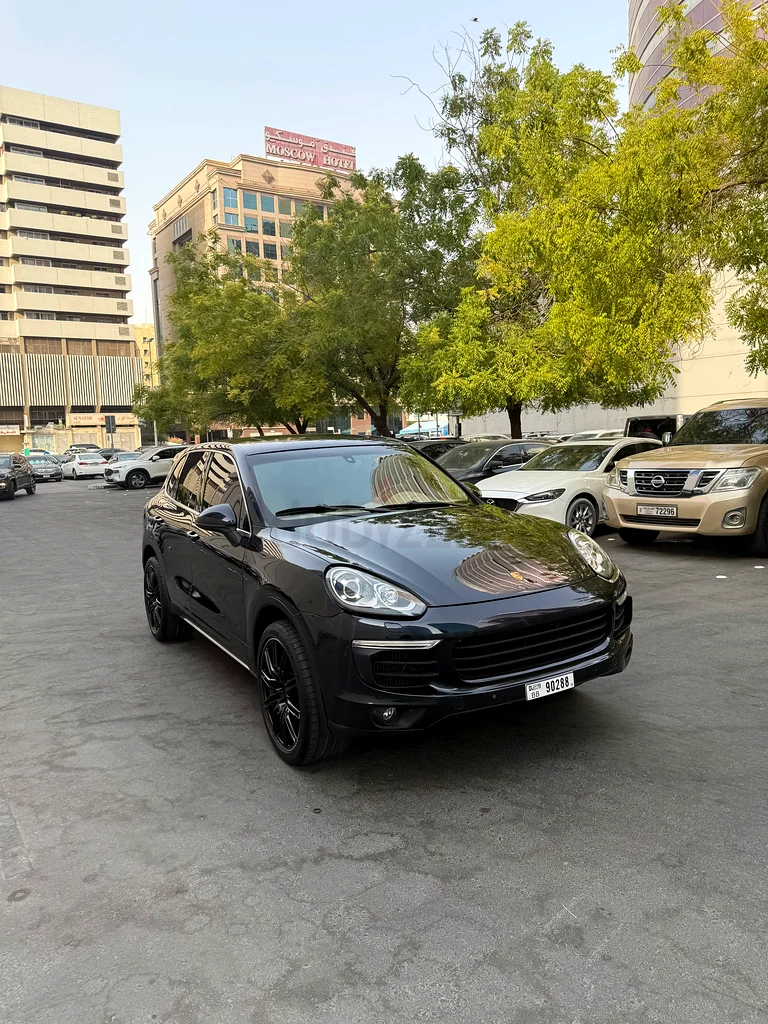 Porsche Cayenne S 201663700661347074111