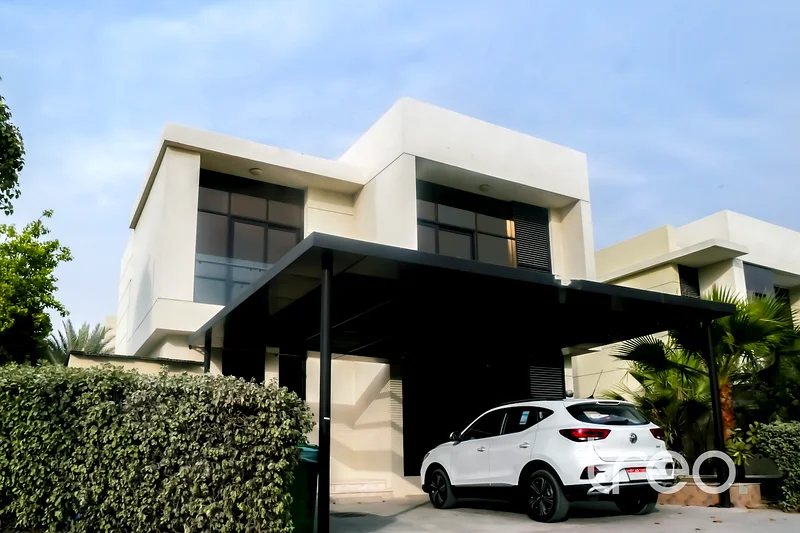 Large Plot | Landscaped Garden | Vacant63738481674242110