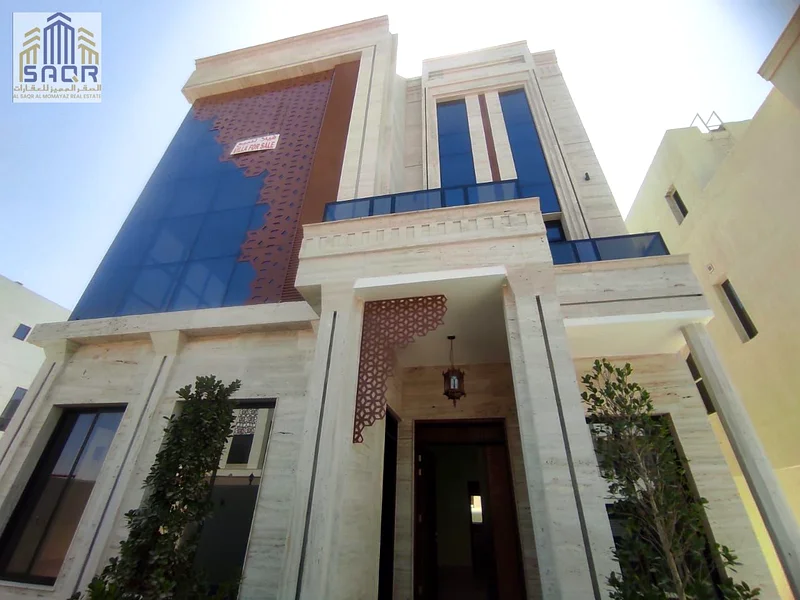 Luxury residential opportunity: 6 master bedroom villa + 2 floors and roof + swimming pool in Al Alia - priced at 2,950,00063873066958467110