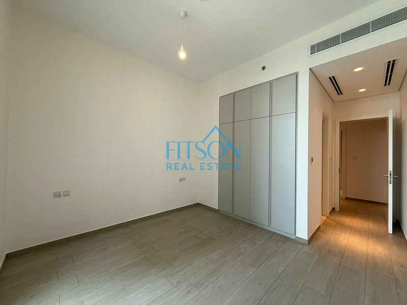 UNFURNISHED | VACANT AND READY TO MOVE | SPACIOUS63756191337987112