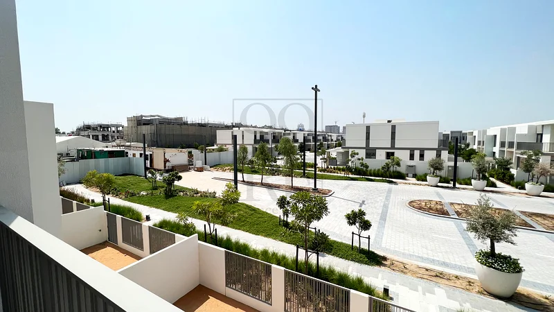 Exclusive | Unfurnished | Spacious | Single Row63732669168642110